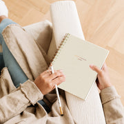 Daily Overview Planner - 100 Pages - Undated