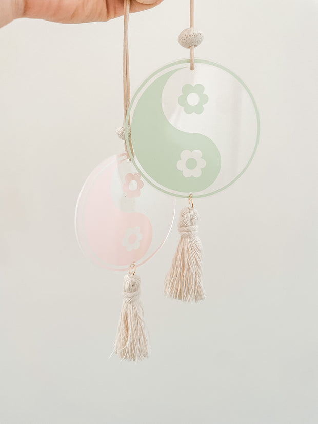Ying + Yang Charm Diffuser